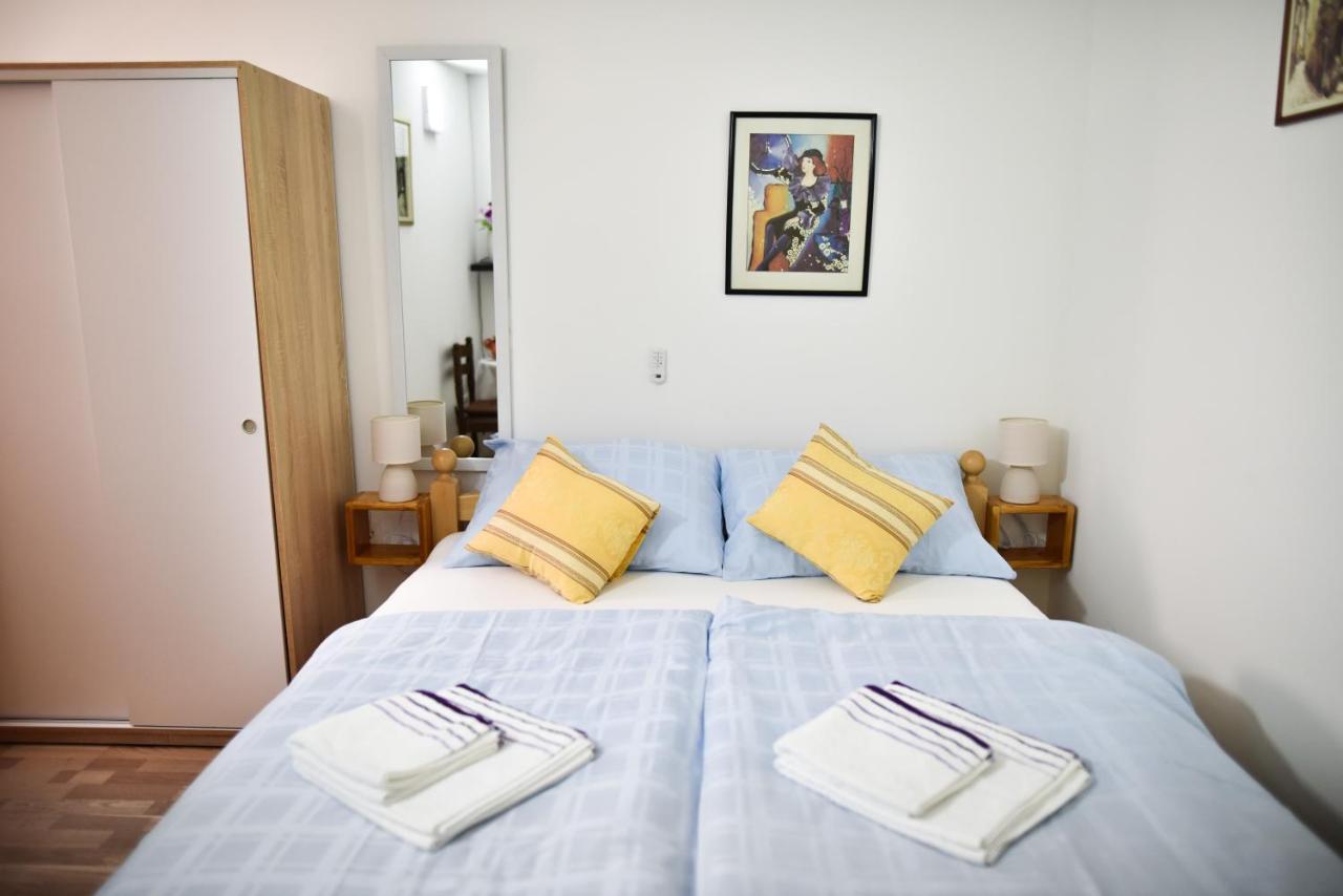 Luka'S Amber Rooms In The Center Of Trogir Ngoại thất bức ảnh